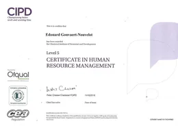 Diplôme CIPD Level 5 Certificate in Human Resource Management, régulé par Ofqual, décerné à Édouard Gouvaert-Nouvelot.